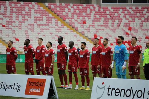 Sivasspor bu sezon Sьper Lig''de 8. galibiyetini aldэ